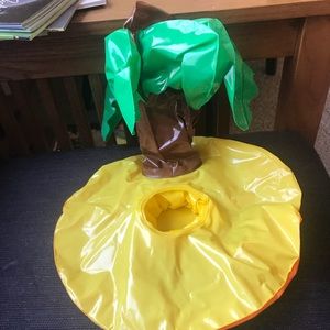 Palm tree drink holder float